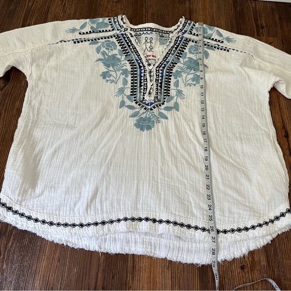 Johnny Was Vedera Gauze Blouse White Blue Sz XL IT HAS POCKETS!! - Picture 5 of 14